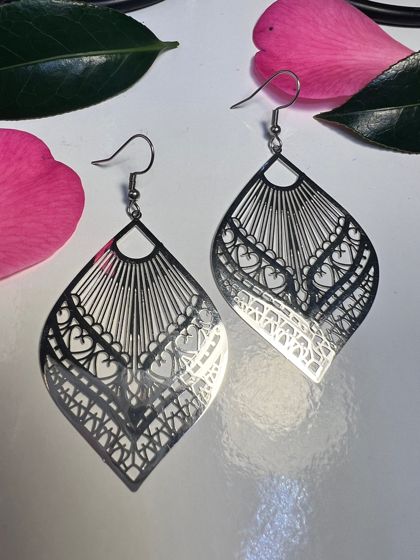 Ovate Shape Filigree Earrings
