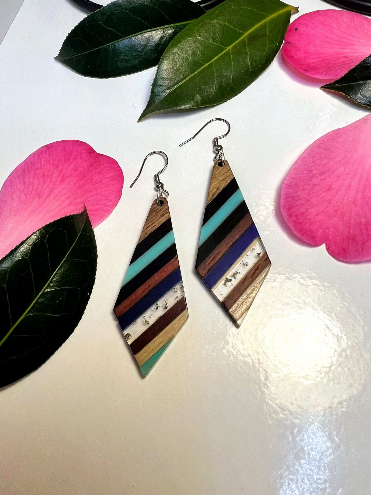 Diagonal GeoFusion Wood & Resin Delights