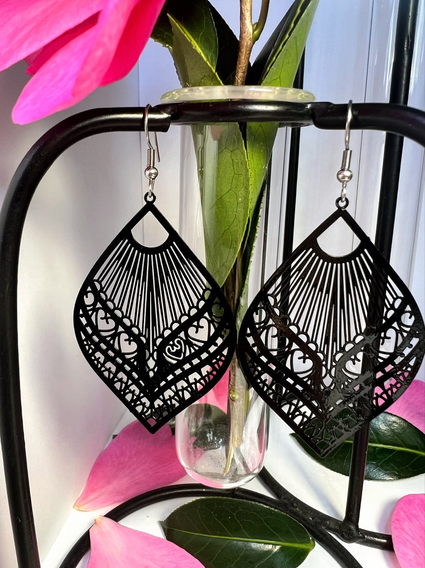 Ovate Shape Filigree Earrings
