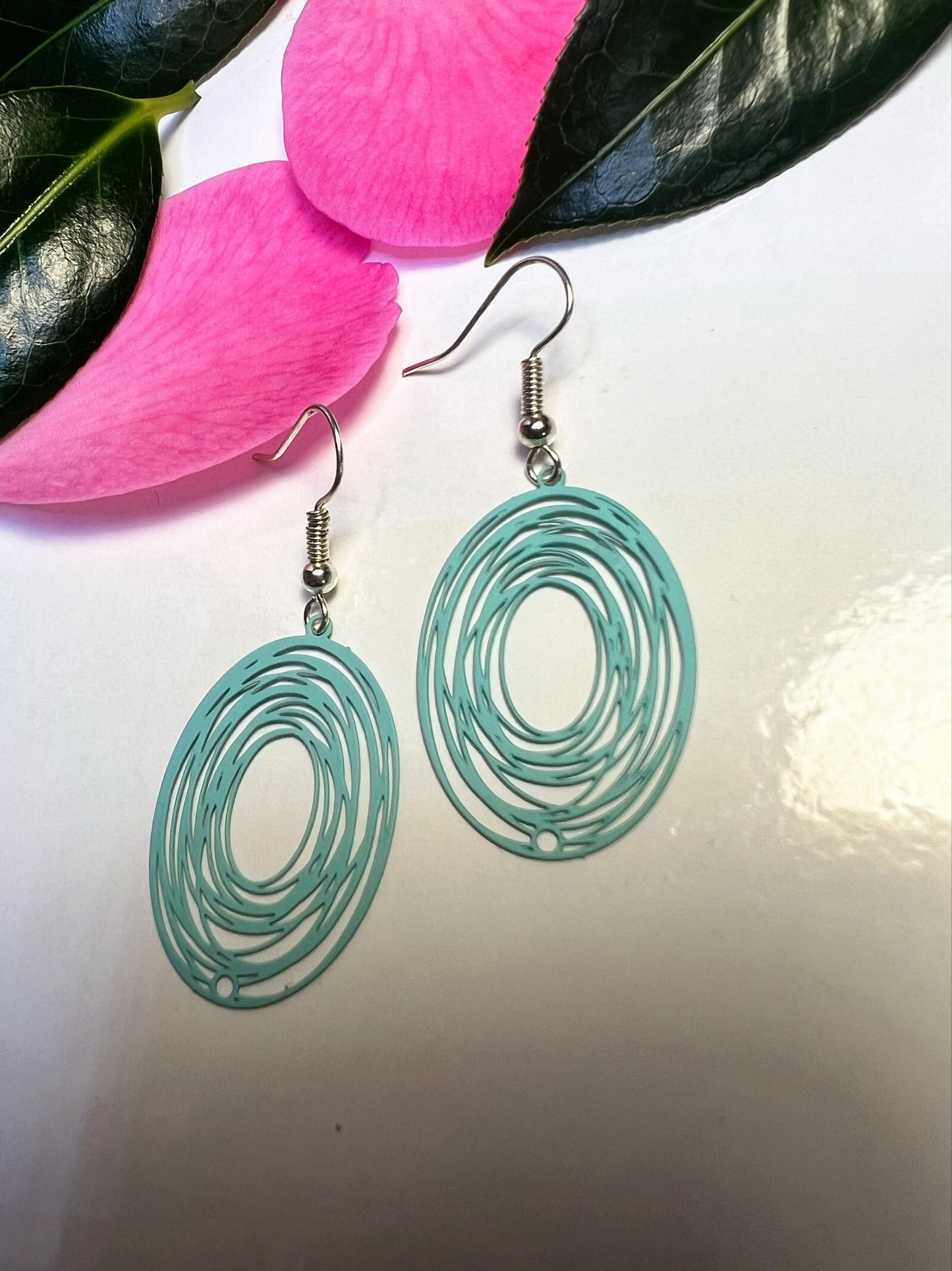 Hollow Oval Laser-cut Earrings