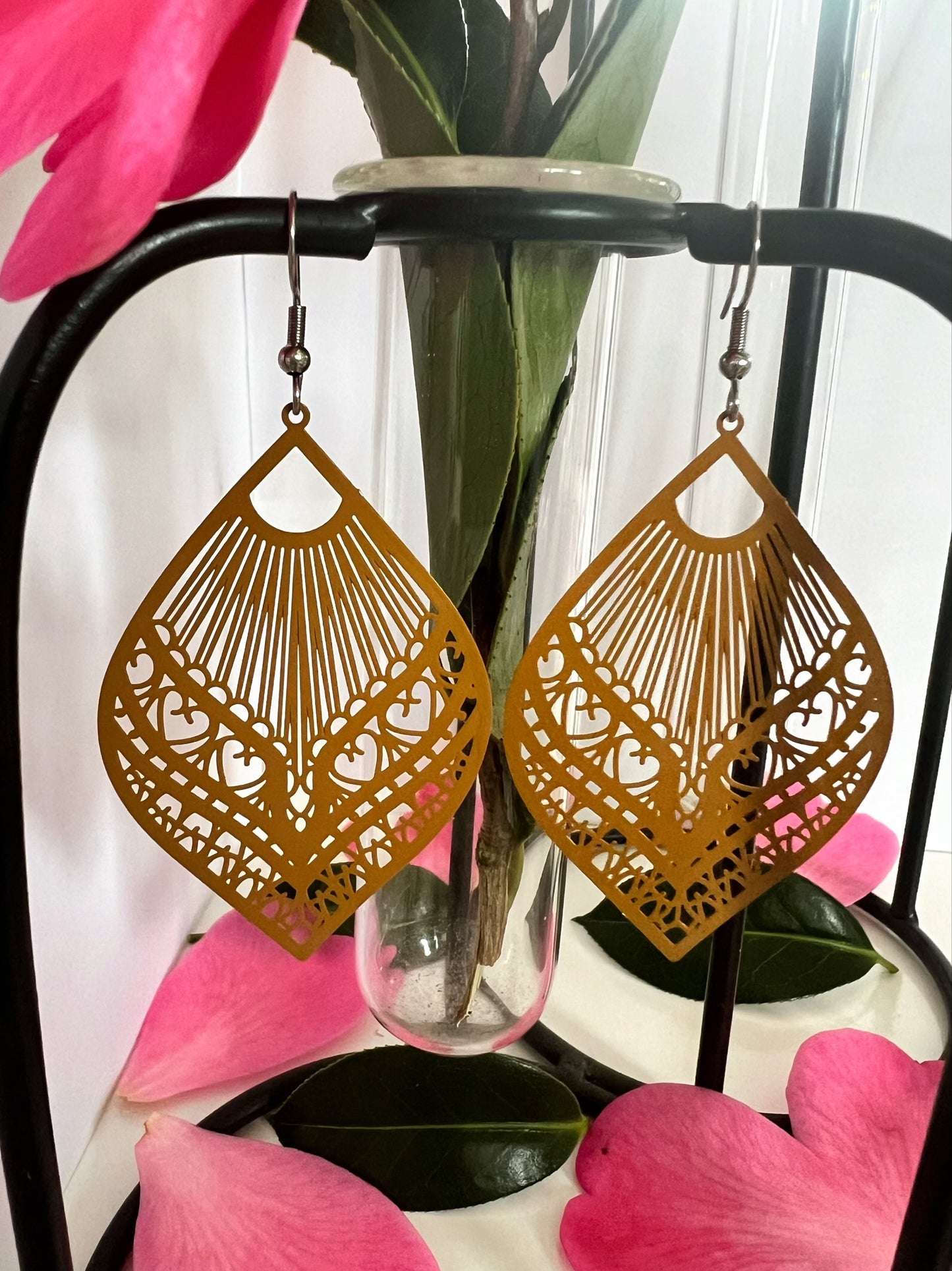 Ovate Shape Filigree Earrings
