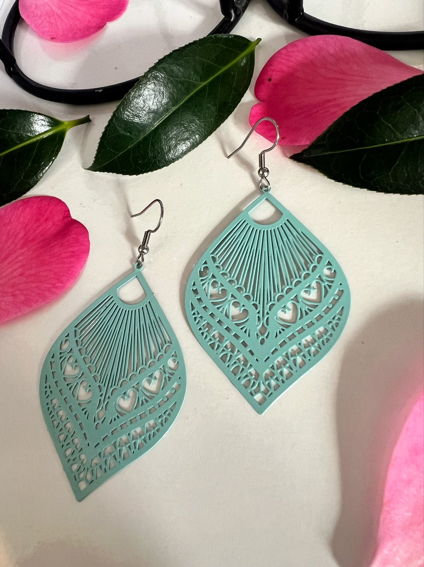 Ovate Shape Filigree Earrings